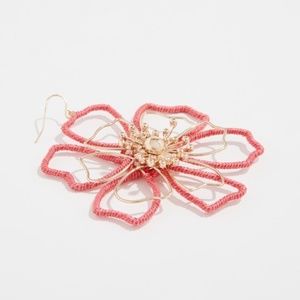 baublebar // coral flower statement earrings